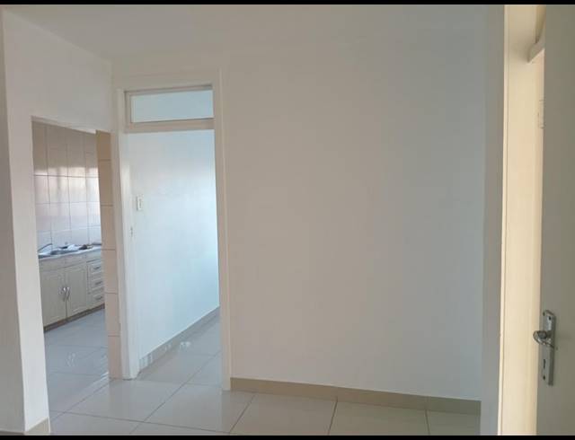 3 BEDROOM PROPERTY TO RENT IN CLARE HILLS